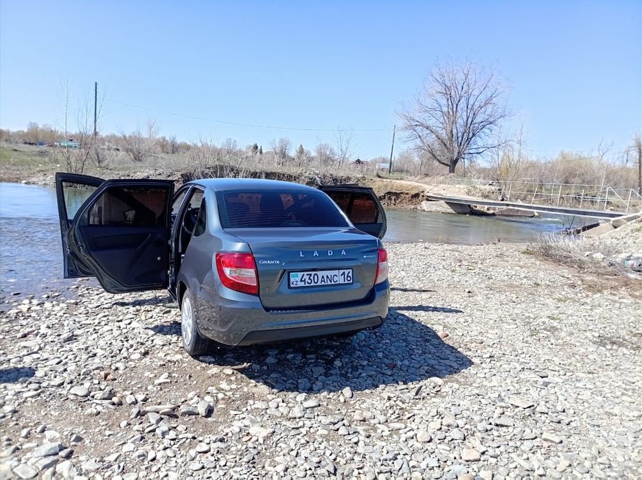 Продам ладу гранту фл