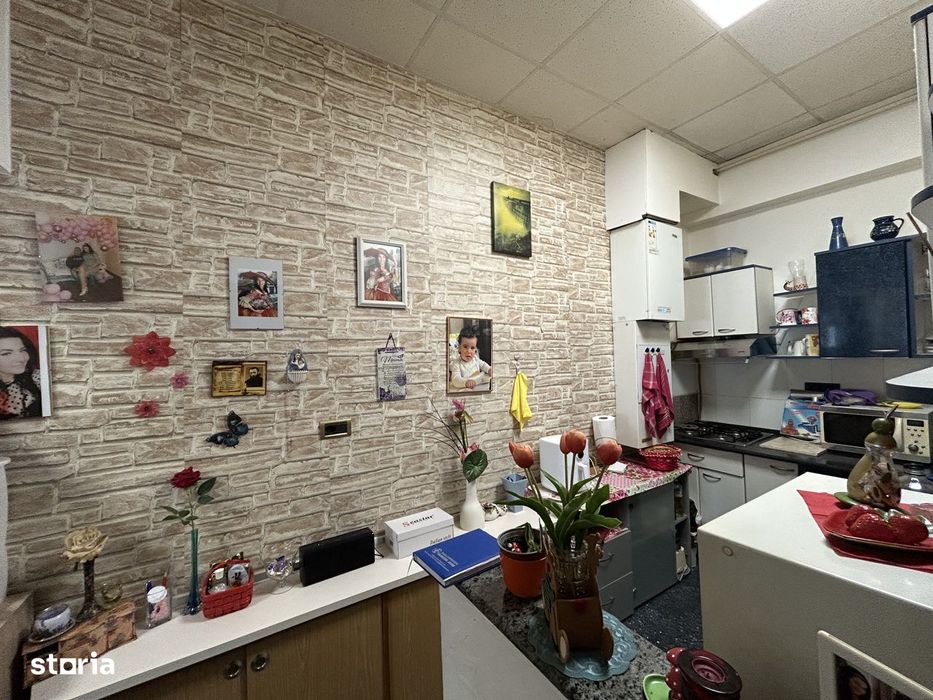 Vand apart.2 cam.st.70 mp.pe str.Prapogescu,pe mal.