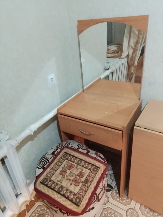 Продам спальный гарнитур