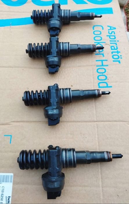 Injectoare pompa diuze injector Volkswagen Skoda Seat Audi