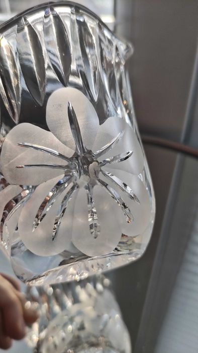 Малка масивна кристална каничка/латиера