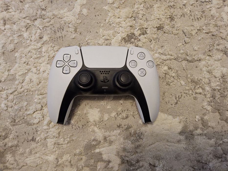 (OFERTA) Consola PlayStation 5 (PS5) Slim 1TB, cu Disc - Impecabila / 1 sau 2 Manete