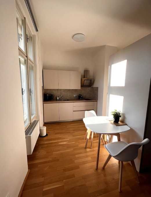 Дава се под наем Едностаен апартамент в Пловдив, Христо Смирненски - 40 кв.м за 150 € - Снимка #1