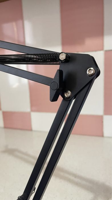 Mikrafon uchun stoyka