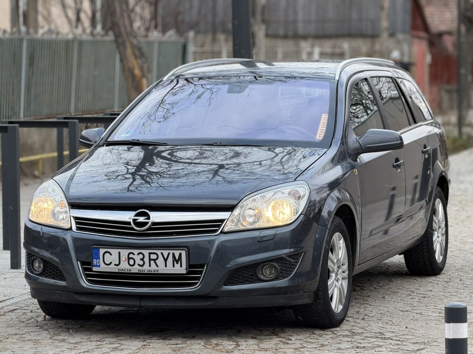 Vand opel astra H cosmo FULL 1.9 150CP 2200€