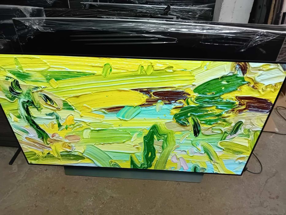 Телевизор LG Oled Smart 65 инча