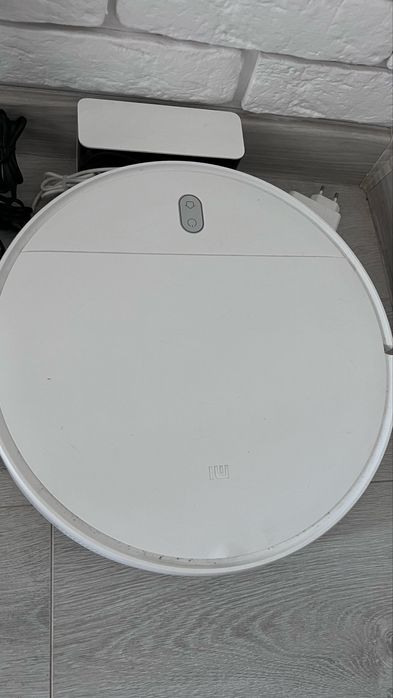 Продам робот пылесос