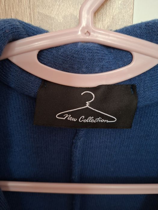 Синьо сако плетиво