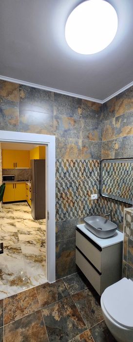 Inchiriez apartament