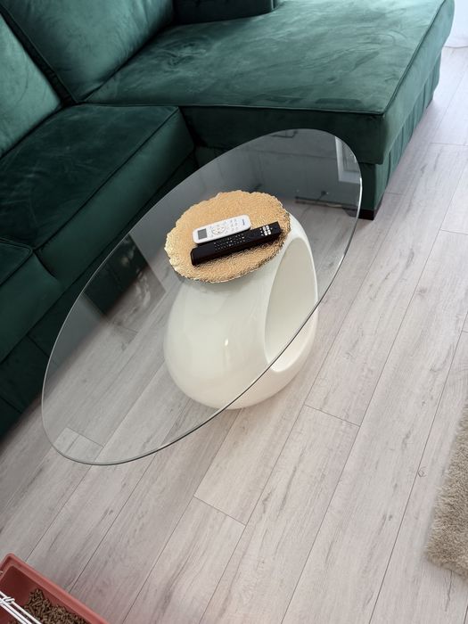 Masa sticla ovala