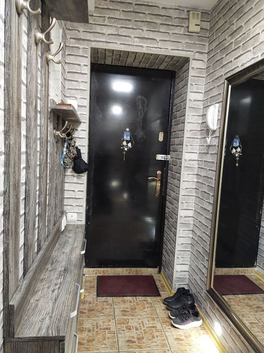 Продается своя квартира 3/3/5 Шота Руставели (парк Бобура)