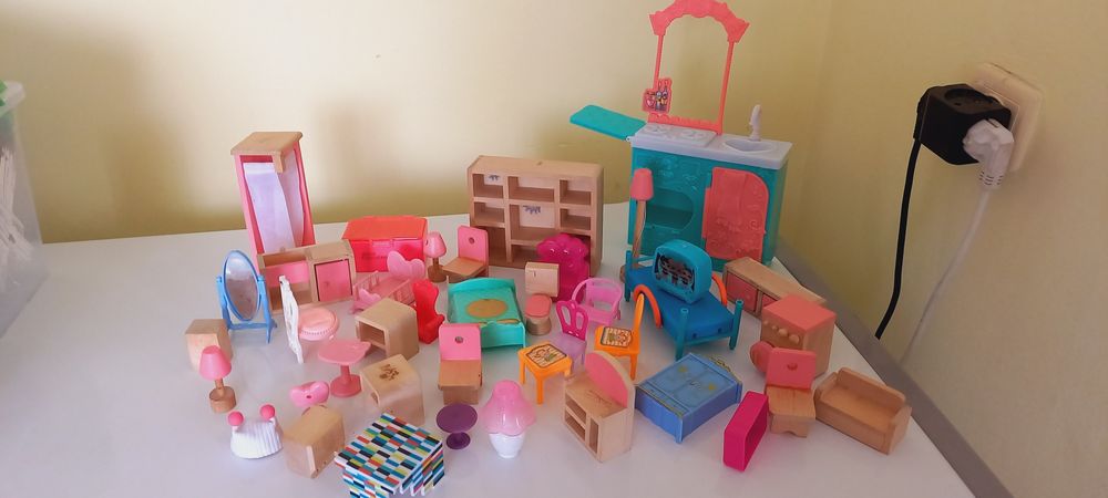 Огромный пакет игрушек для девочки