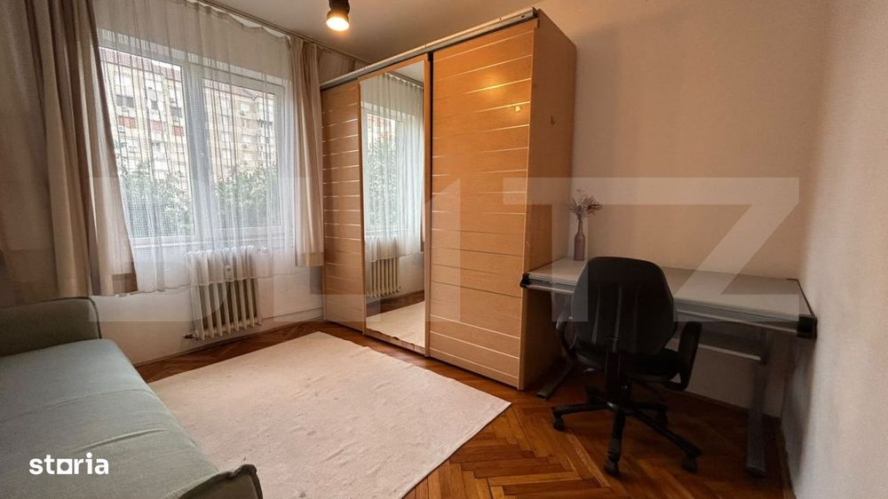 Apartament cu 3 camere, 65 mp, pe Bulevardul Decebal