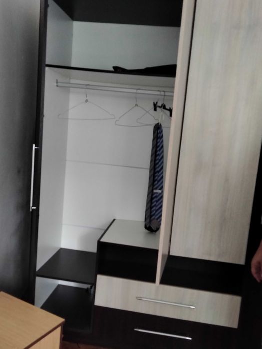 Нов двукрилен гардероб