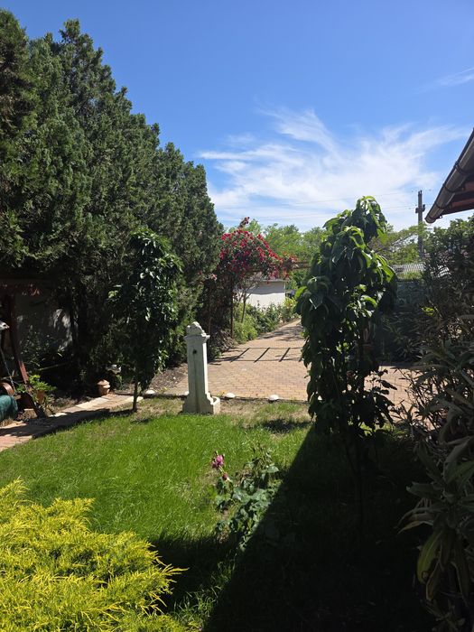 Casă de vănzare sau schinb cu apartament 2 camere