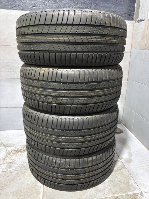 Anvelope Noi de vara Bridgestone 245 40 R19