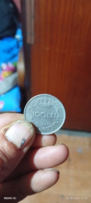 Vând monede vechi 100 lei