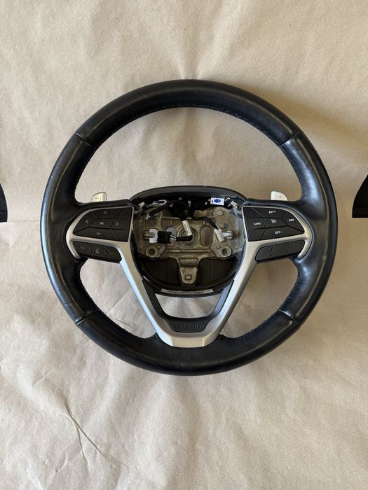 Волан за Jeep Grand Cherokee 2014-2018 ( Пера \ Мулти )