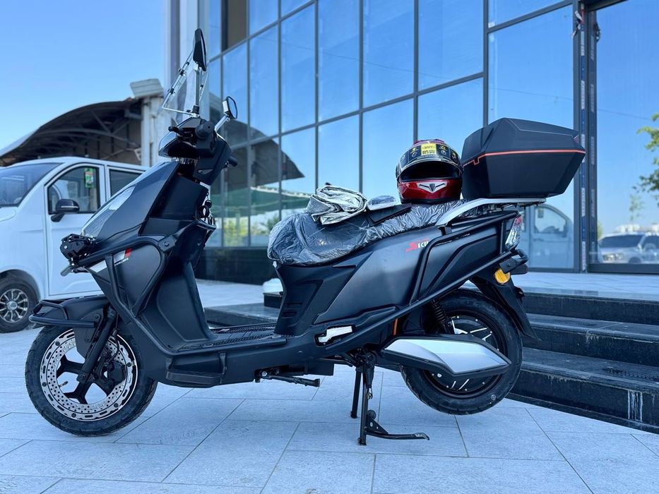 Elektron skuter 1500W, 70 km/soat, 100–120 km/zaryad