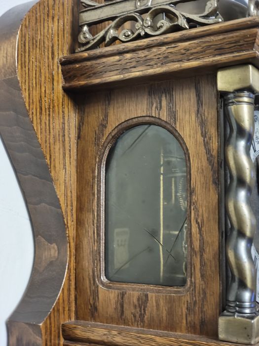 Антикварен стенен холандски часовник с тежести