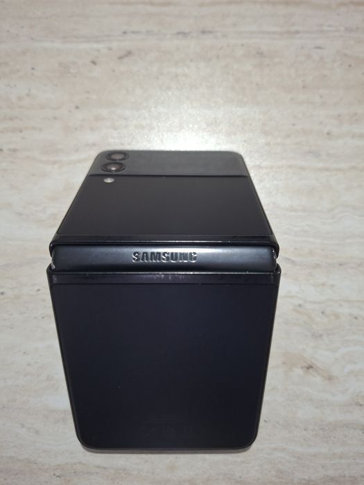 Samsung Galaxy Z,Flip 3