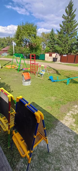 Продам детскую площадку