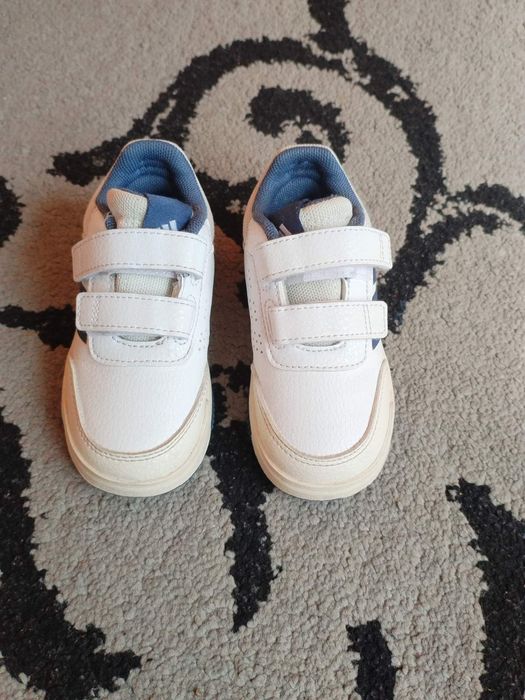 Детски обувки Адидас