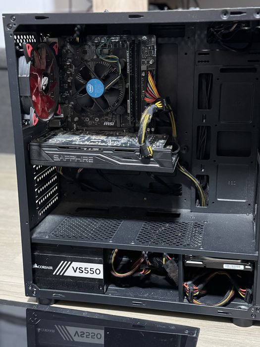 PC gaming desktop accept schimb