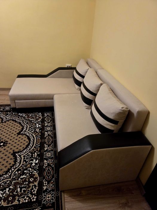 Ъглов диван - Употребяван