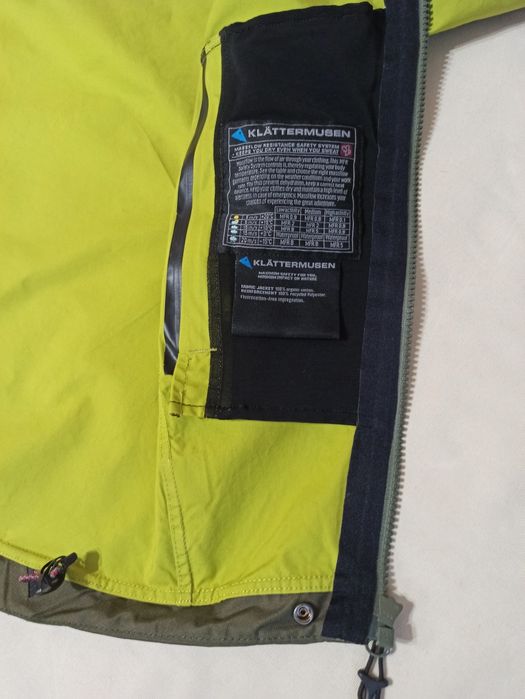 Klattermusen дамско яке М