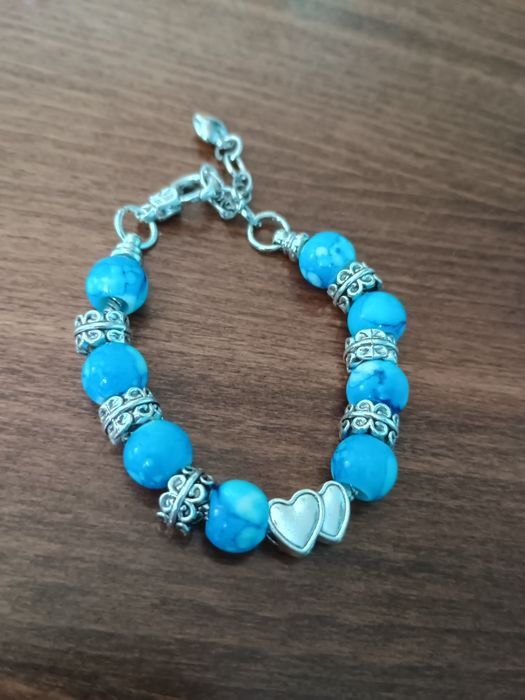 Гривни с регулируема верижка .Предлагам голям избор.