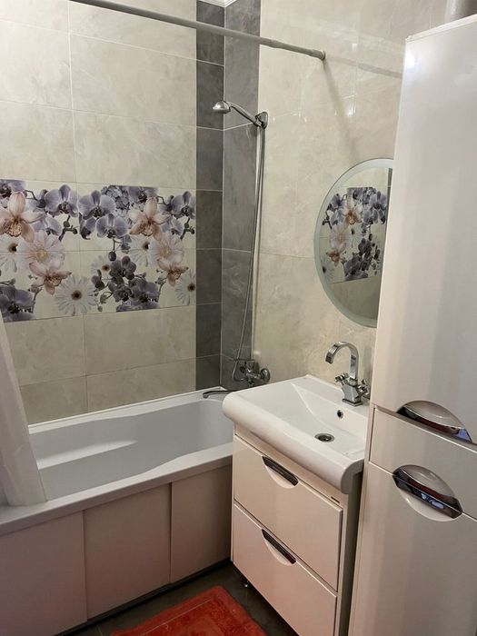 Сдаём 2 ком квартиру на долгий срок,около Гоголя Кунаева