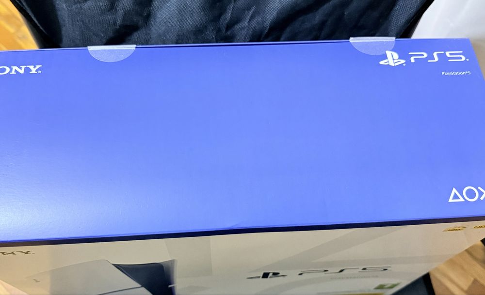 Нов Ps 5 slim 1 TB . Неразпечатан! Гаранция 2 години!