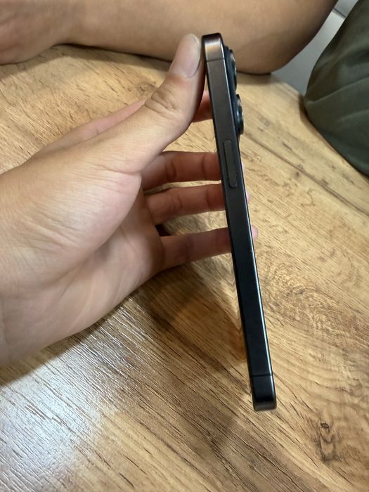 IPhone 15 pro.