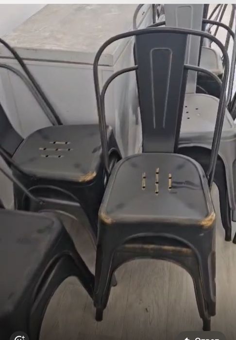 Кресло кожанныее