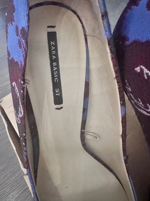 Високи обувки Зара