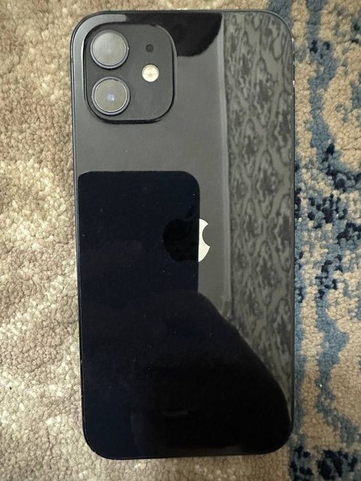 Iphone 12 64 gb.
