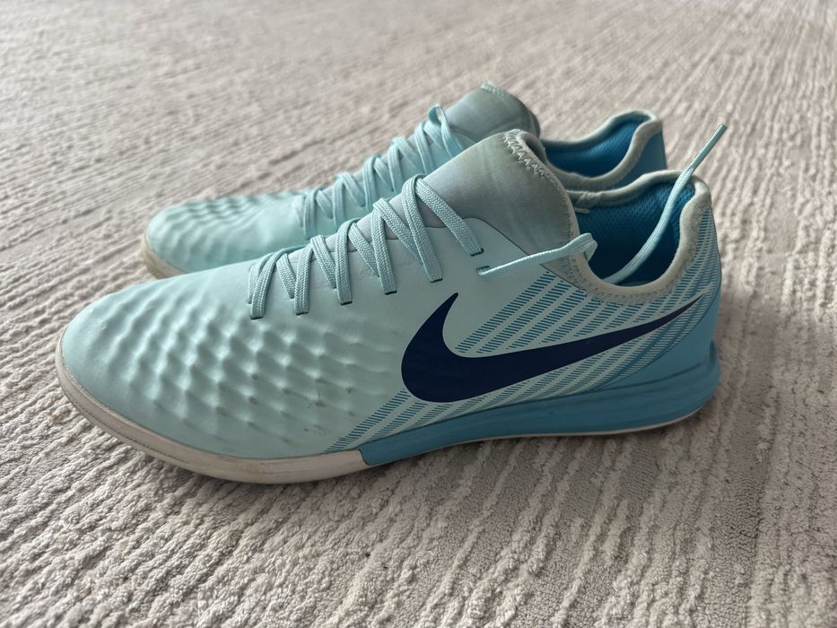 Футзалка Nike Magista