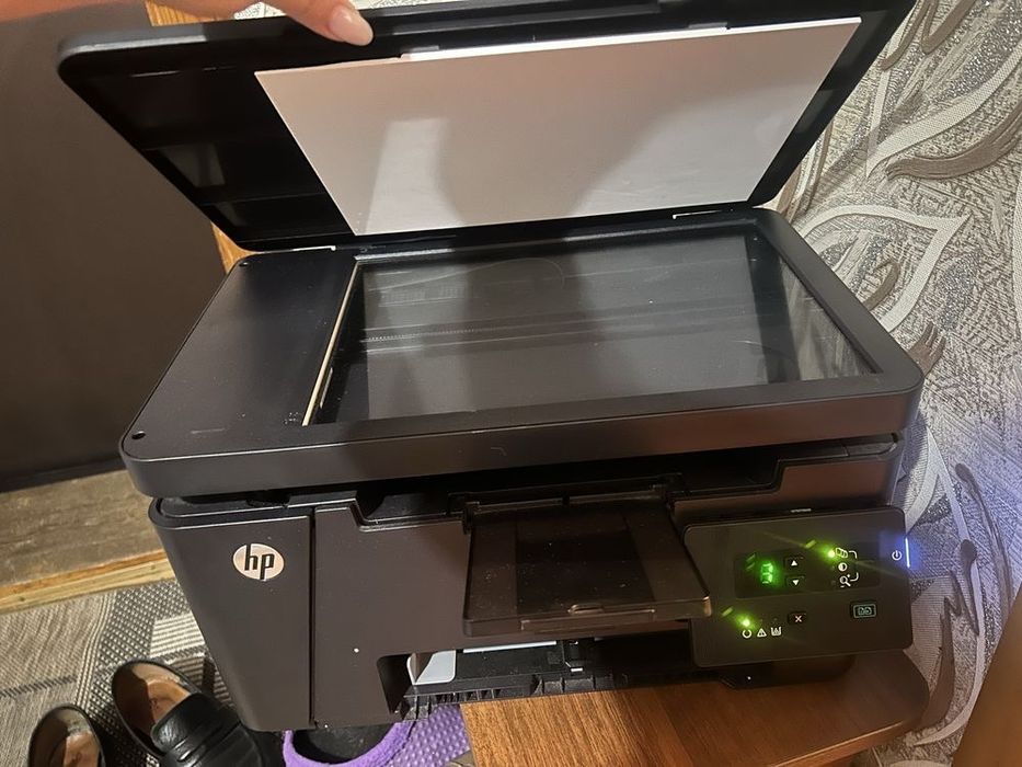 Продам  МФУ HP LaserJet Pro MFP M225dn (CF484A)