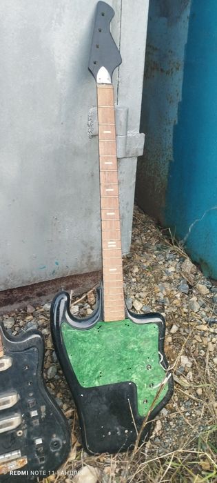 Продам корпуса электрагитар