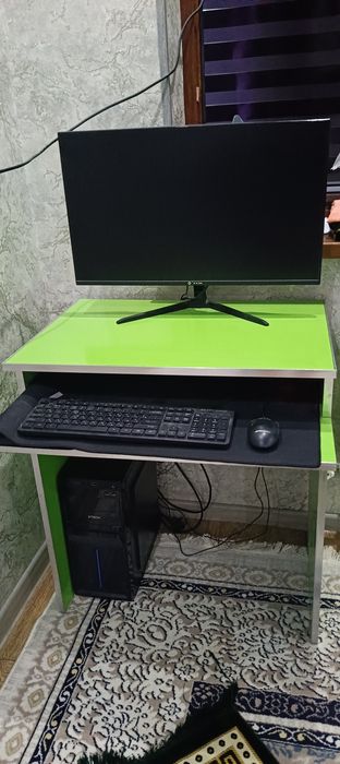 Срочно компютер сотилади офисни вариант