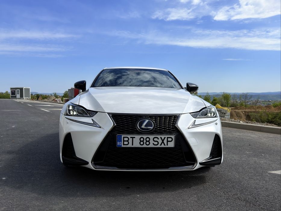 Lexus IS F-Sport