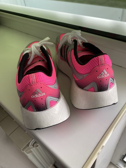 Продам кроссовки