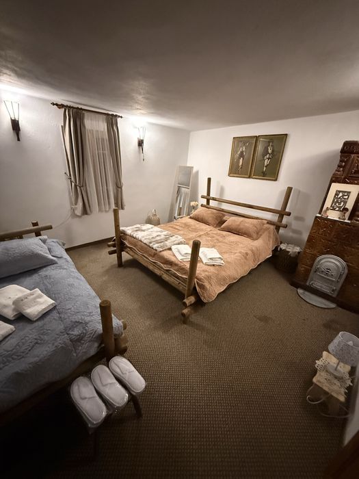Casa, Vila, Conac Provita de Sus