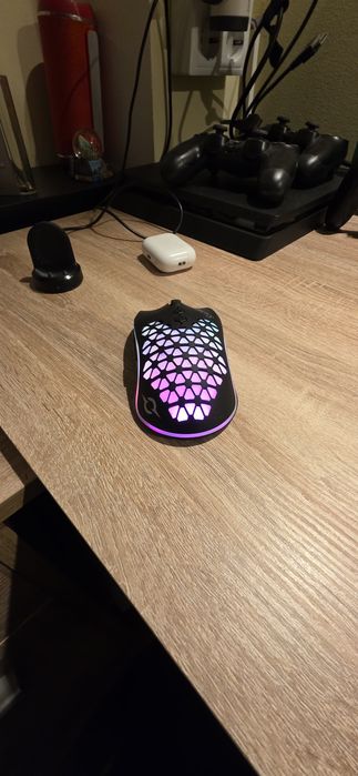 Vand mouse AQIRYS