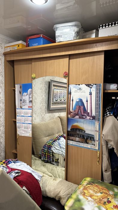 Продам купейный шкаф