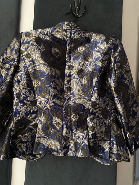 Оригинално костюмче на Luisa Spagnoli, италиански размер 42.