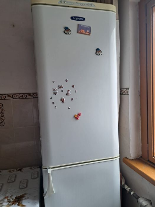 Холодильник б/у Бирюса