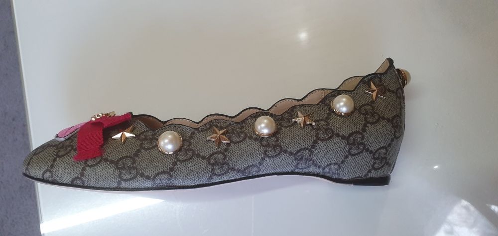 Balerini GUCCI superbi redusi 38