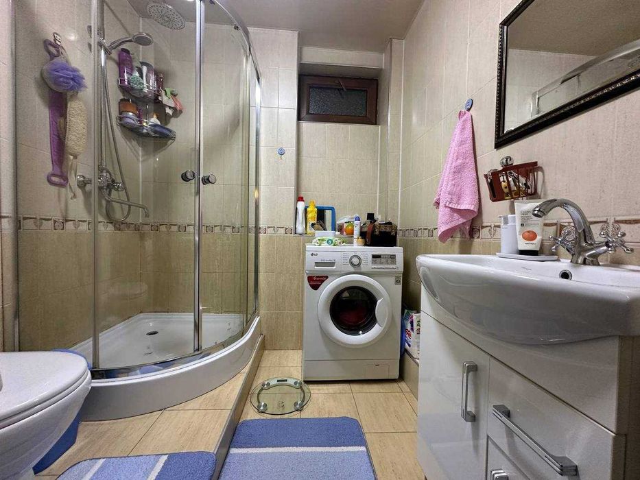 Сдаётся в аренду своя  кв 1/1/5 кирпич 49 м2 МВД Интерпол